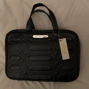 Travel bag for toiletries